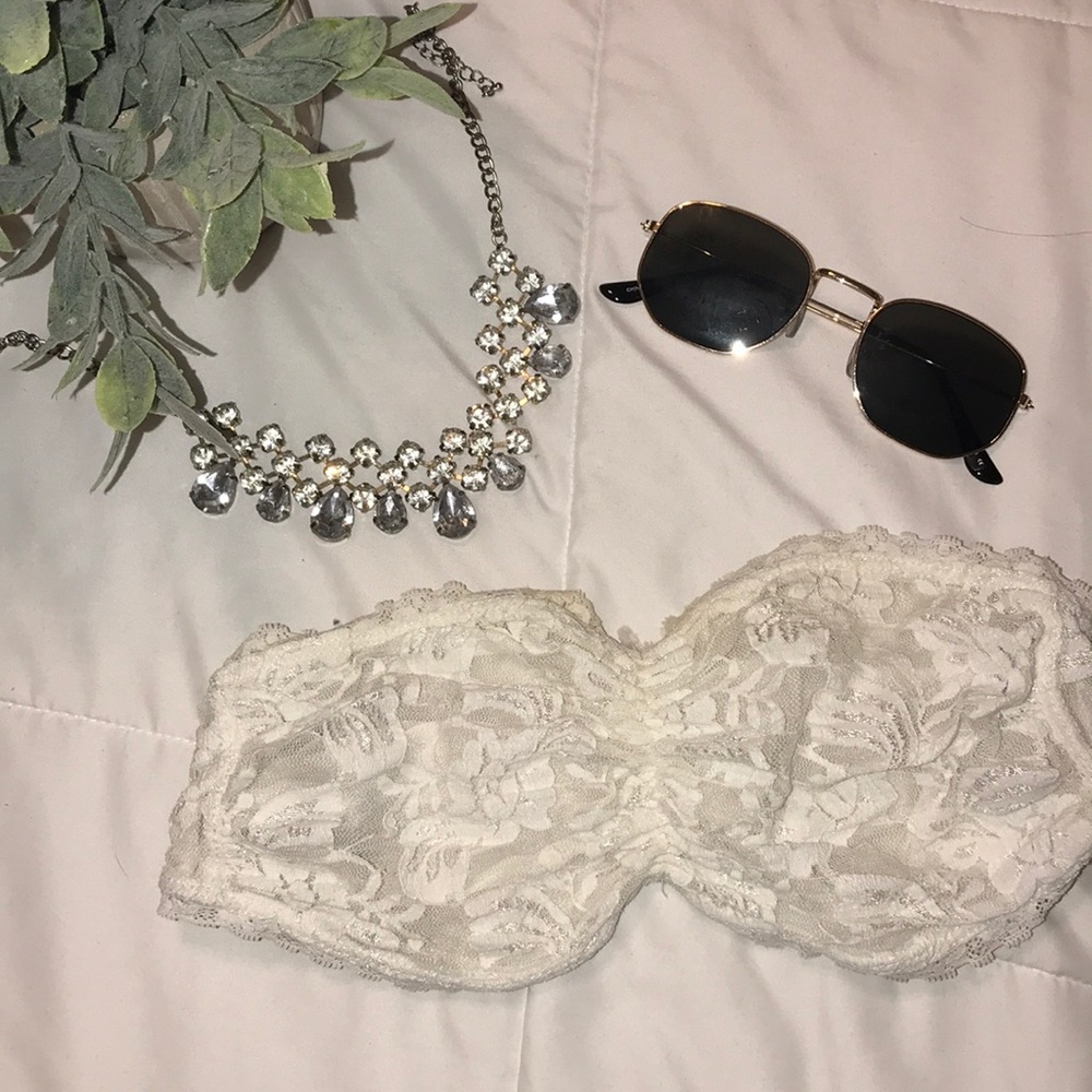 Wet seal lace bandeau